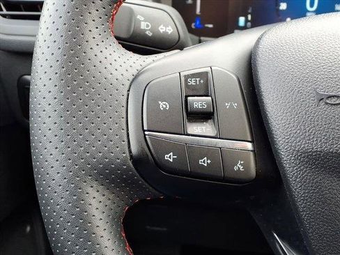 Used 2025 Ford Escape ST-Line Select image 18