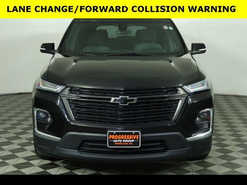 Used 2023 Chevrolet Traverse LT w/ Midnight/Sport Edition image 9
