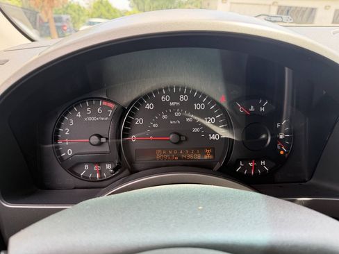 Used 2007 Nissan Titan LE AWD/4WD image 10
