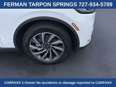 Used 2026 Lincoln Aviator 2WD image 2