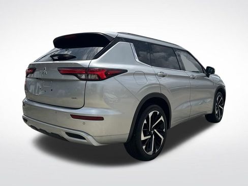 Used 2024 Mitsubishi Outlander SEL FWD image 6
