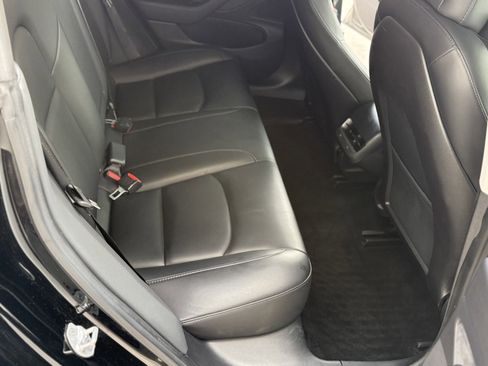 Used 2019 Tesla Model 3 Mid Range image 27