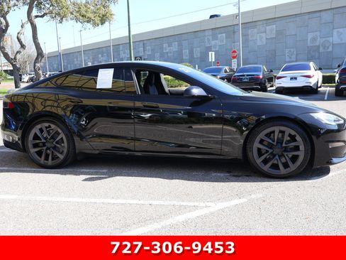Used 2021 Tesla Model S Plaid image 10