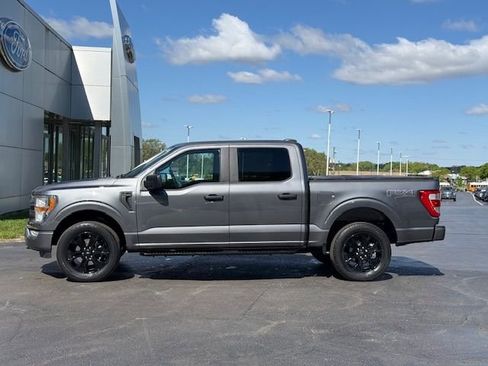 Certified 2022 Ford F150 XL w/ STX Black Appearance Package AWD/4WD image 4