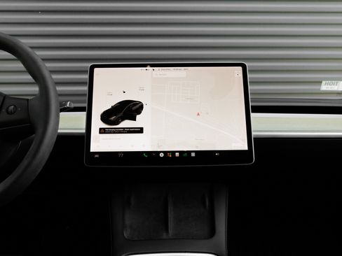 Used 2021 Tesla Model 3 Standard Range Plus RWD image 20