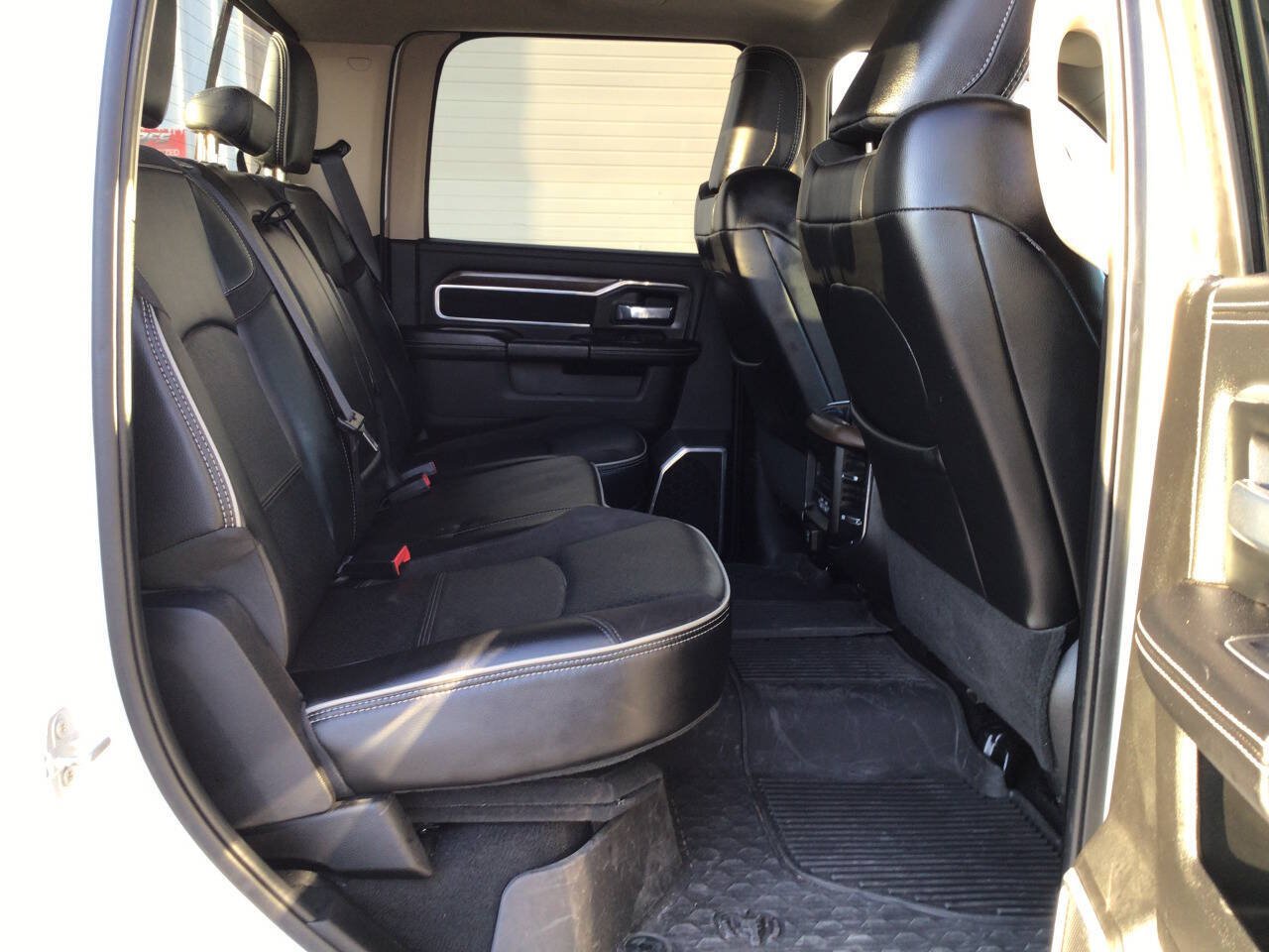 Used 2022 RAM 2500 Laramie AWD/4WD image 32
