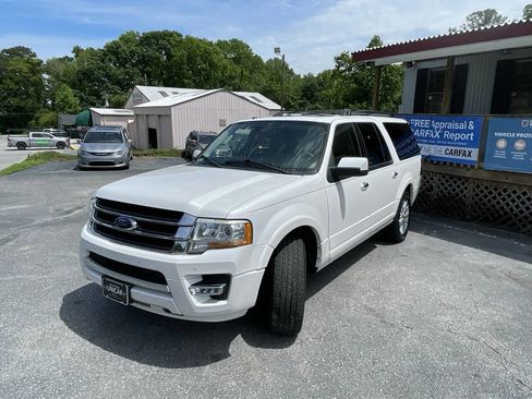 Used 2015 Ford Expedition EL Limited w/ Equipment Group 301A RWD image 3