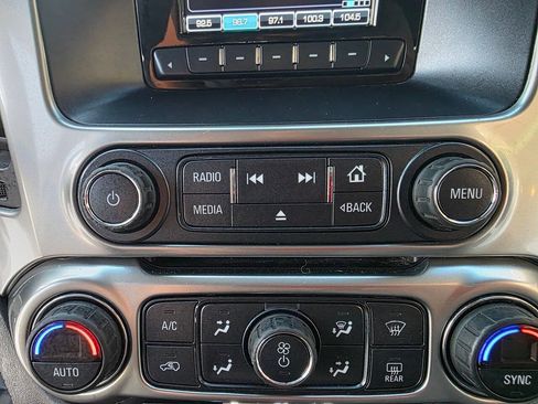 Used 2017 Chevrolet Tahoe 2WD w/ Remote Keyless Entry Package image 34