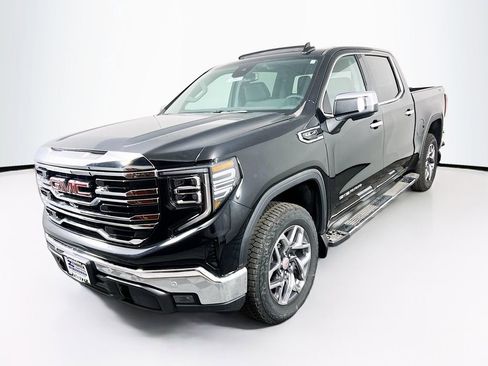 New 2026 GMC Sierra 1500 SLT w/ SLT Premium Plus Package AWD/4WD image 3