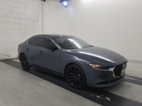 Used 2023 MAZDA MAZDA3 s FWD image 2