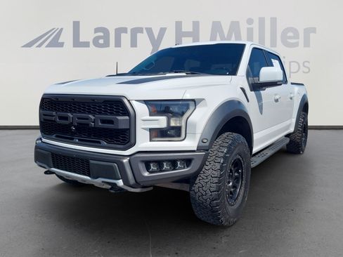 Used 2018 Ford F150 Raptor w/ Equipment Group 802A Luxury image 1