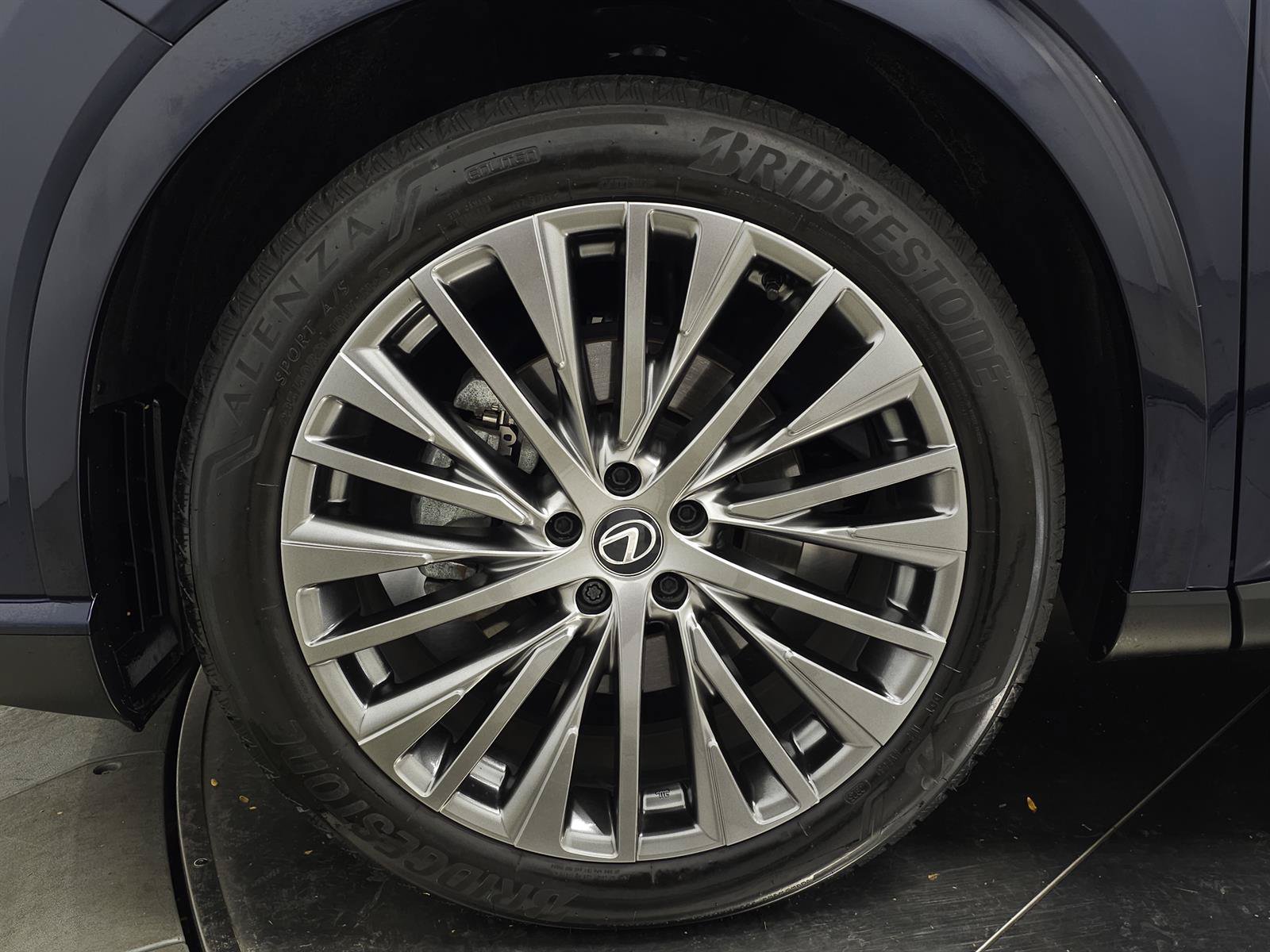 Certified 2025 Lexus RX 350 AWD w/ Convenience Package image 13