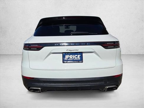 Used 2020 Porsche Cayenne image 6