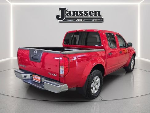 Used 2011 Nissan Frontier SV w/ SV Premium Utility Pkg image 5