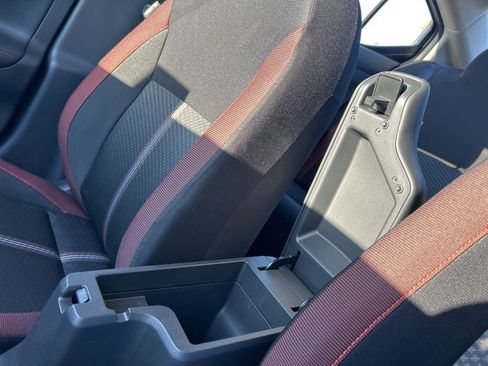 New 2025 Nissan Versa SR w/ Trunk Package image 30