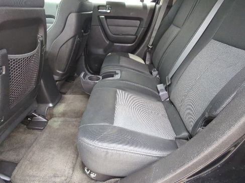 Used 2009 HUMMER H3 w/ Chrome Appearance Package AWD/4WD image 23