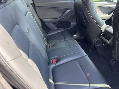 Used 2023 Tesla Model Y AWD image 10