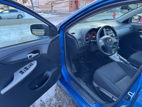 Used 2010 Toyota Corolla S image 8