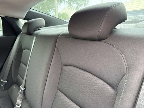Used 2021 Chevrolet Malibu LS FWD image 13