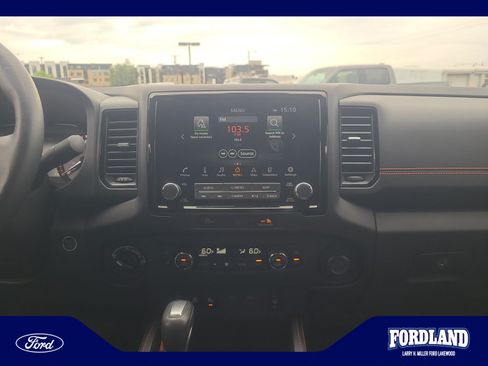 Used 2023 Nissan Frontier PRO-4X w/ Pro Convenience Package AWD/4WD image 12