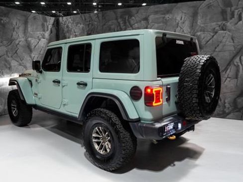 Used 2024 Jeep Wrangler Unlimited Rubicon 392 AWD/4WD image 22