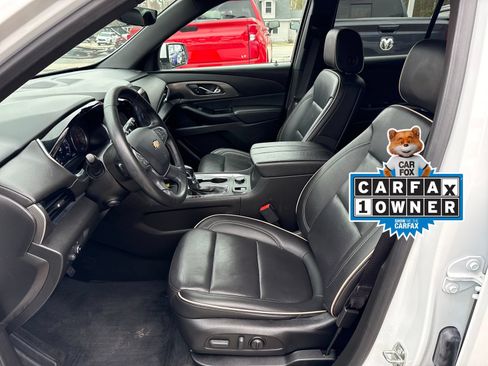 Used 2023 Chevrolet Traverse Premier AWD/4WD image 13