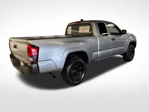 Certified 2021 Toyota Tacoma SR AWD/4WD image 5
