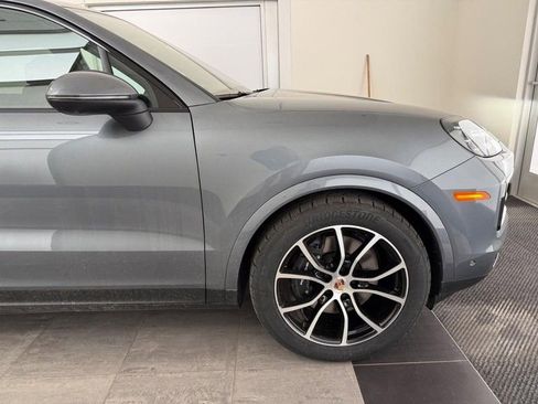 New 2026 Porsche Cayenne image 10