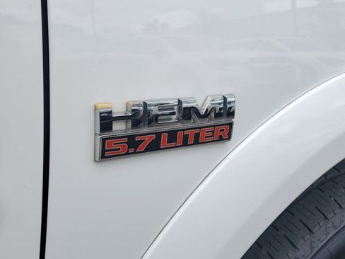 Used 2016 RAM 1500 Laramie w/ Convenience Group AWD/4WD image 8