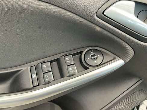 Used 2013 Ford Focus ST FWD image 25