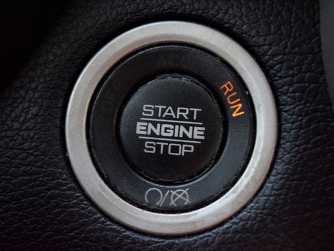 Used 2021 RAM 2500 Laramie AWD/4WD image 15