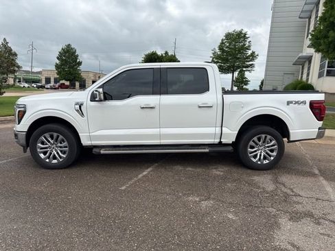 Used 2025 Ford F150 Lariat w/ Equipment Group 502A High AWD/4WD image 8