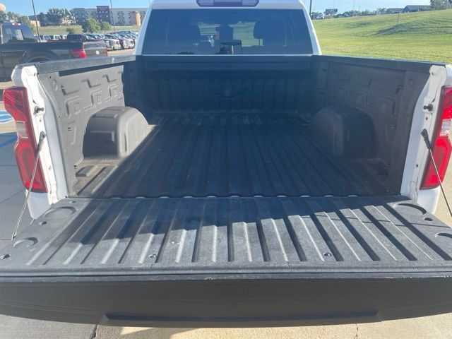 Used 2019 Chevrolet Silverado 1500 Custom Trail Boss w/ Custom Convenience Package AWD/4WD image 22