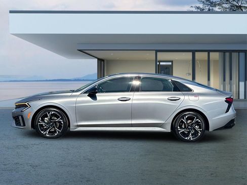 Used 2025 Kia K5 GT-Line w/ GT-Line Premium Package image 7