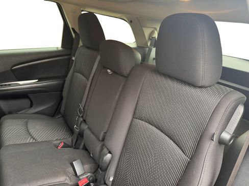 Used 2013 Dodge Journey SXT w/ Flexible Seating Group image 13