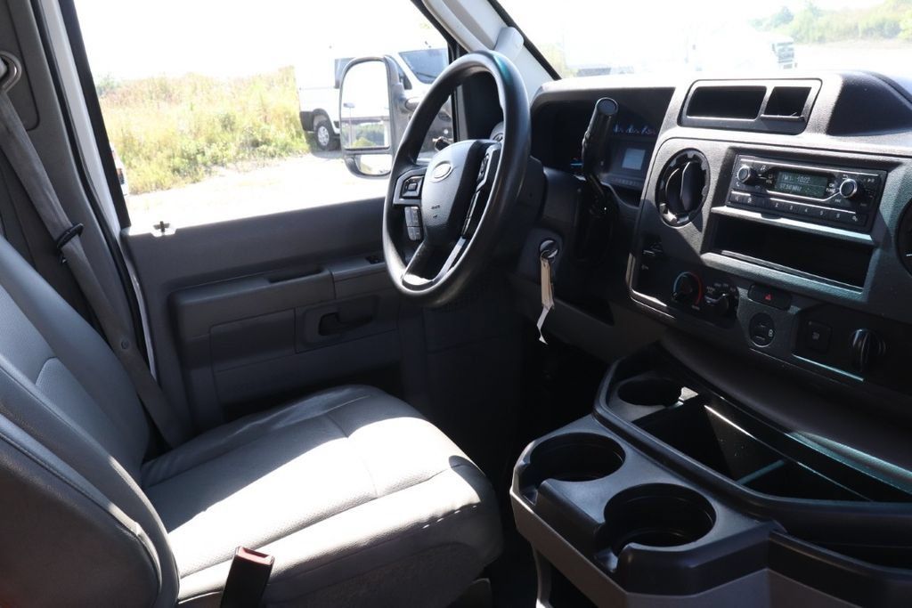 Used 2024 Ford E-350 and Econoline 350 Super Duty w/ Power Windows & Locks Group RWD image 12