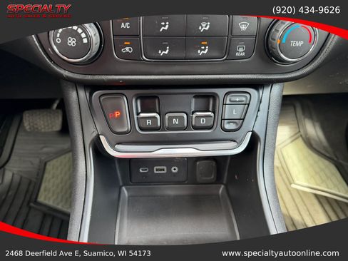 Used 2019 GMC Terrain SLE w/ LPO, Floor Liner Package AWD/4WD image 24