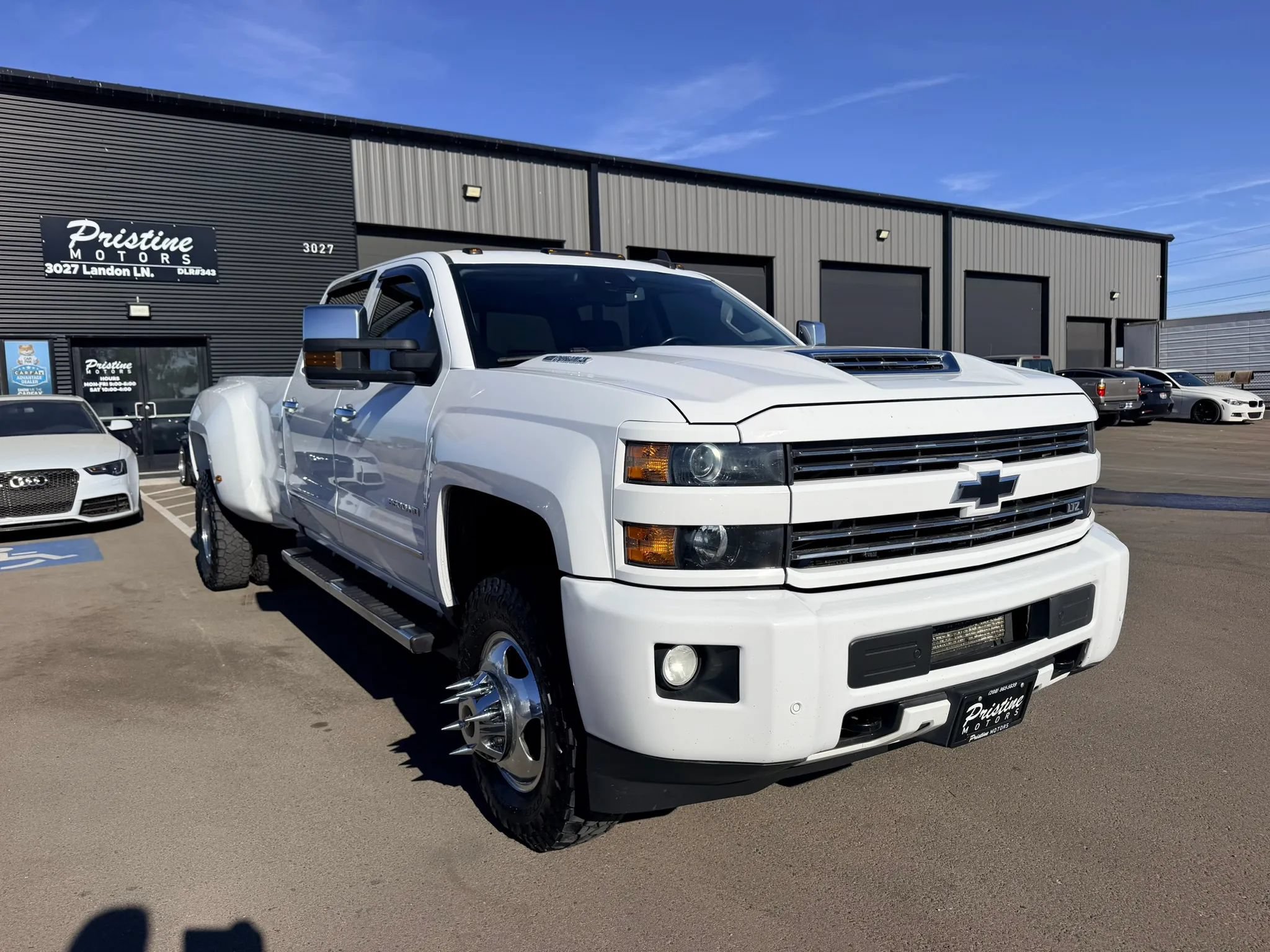 Used 2019 Chevrolet Silverado 3500 LTZ w/ Duramax Plus Package AWD/4WD image 3