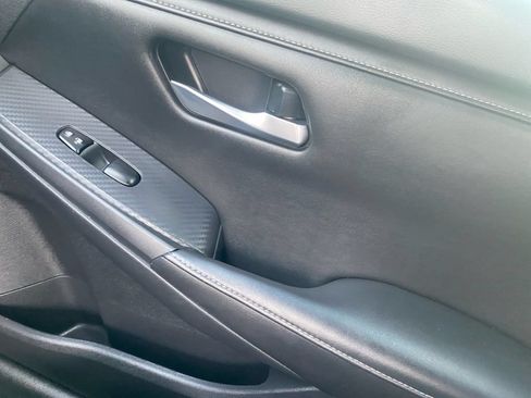 Used 2022 Nissan Sentra SV FWD image 22