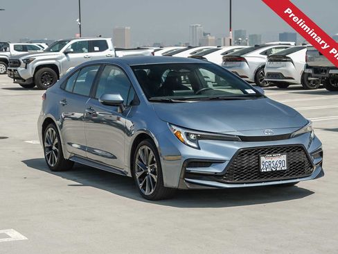Used 2023 Toyota Corolla SE w/ Carpet Mat Package (TMS) FWD image 3