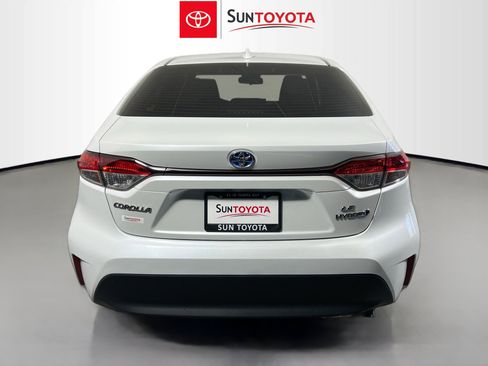 Used 2024 Toyota Corolla LE image 5