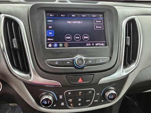 Used 2021 Chevrolet Equinox LT FWD image 17