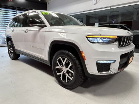 Certified 2023 Jeep Grand Cherokee L Limited w/ Luxury Tech Group II AWD/4WD image 12