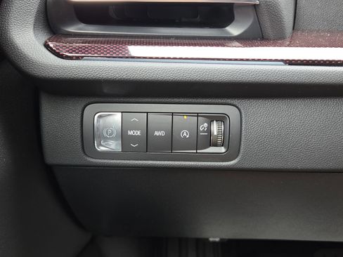 New 2026 Chevrolet Traverse RS w/ LPO, Floor Liner Package image 12