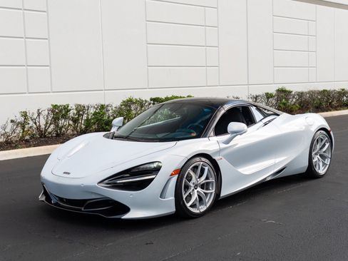 Used 2020 McLaren 720S Performance image 19