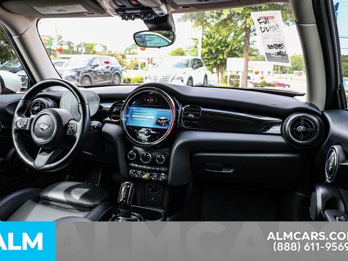 Used 2022 MINI Cooper SE image 27