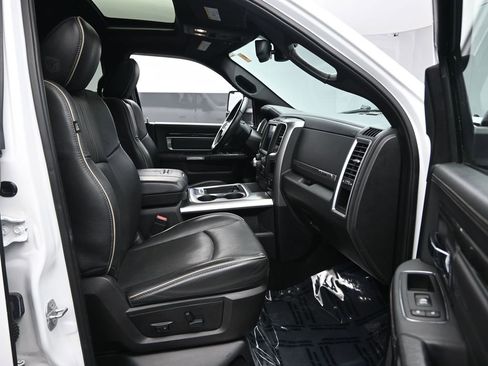 Used 2016 RAM 1500 Limited image 29