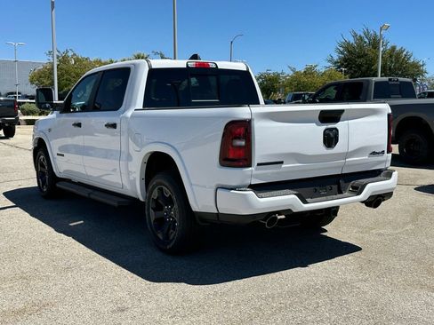 New 2026 RAM 1500 Big Horn AWD/4WD image 4
