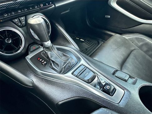 Used 2016 Chevrolet Camaro SS image 18