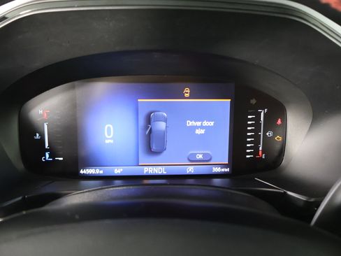 Used 2024 Ford Escape ST-Line image 18